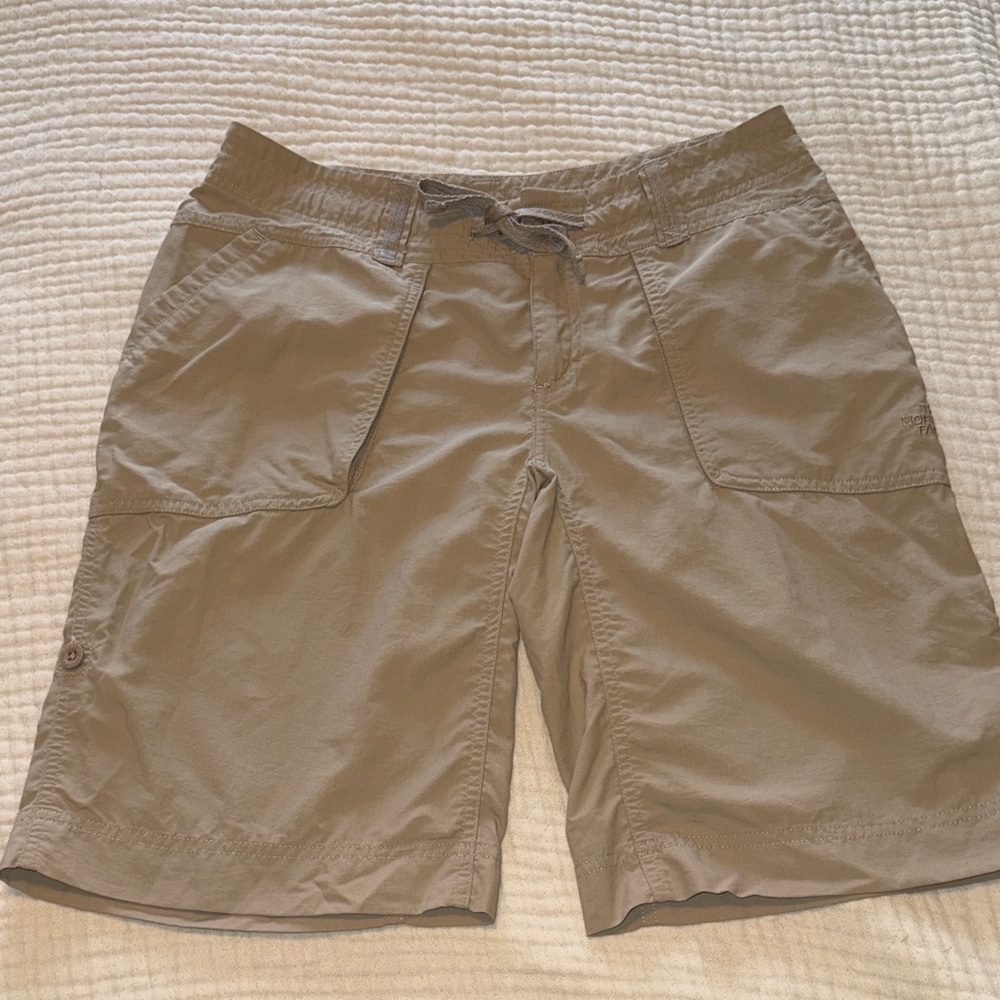 Women’s The North Face Bermuda Hiking Shorts